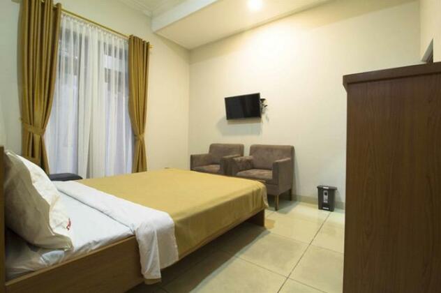 RedDoorz @ Gegerkalong Hilir - Photo4