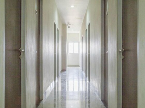 RedDoorz @ Malabar Street - Photo4