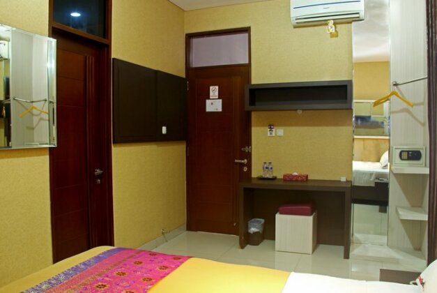 RedDoorz @ Natuna - Photo3