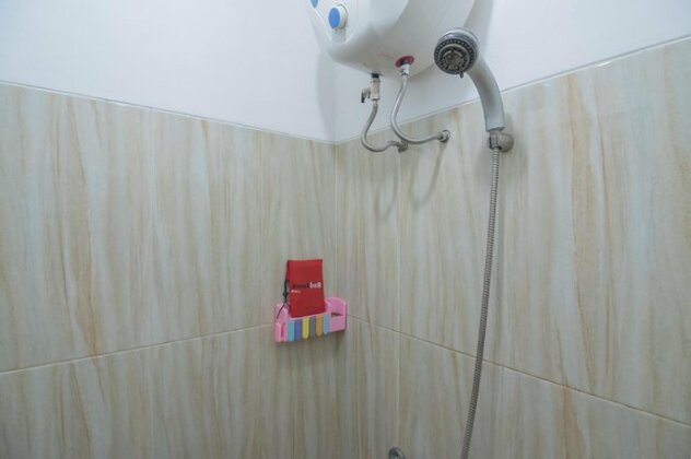 RedDoorz near Margahayu Raya - Photo5