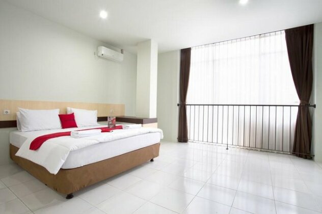 RedDoorz @ Pelajar Pejuang 3 - Photo2