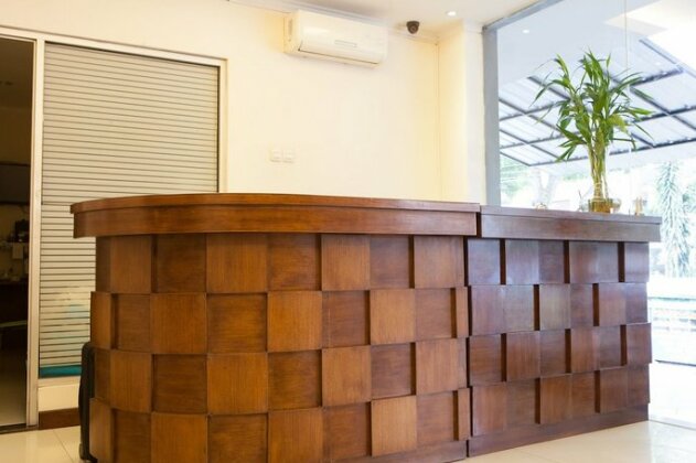 RedDoorz Plus @ Erlich Pasir Kaliki - Photo3