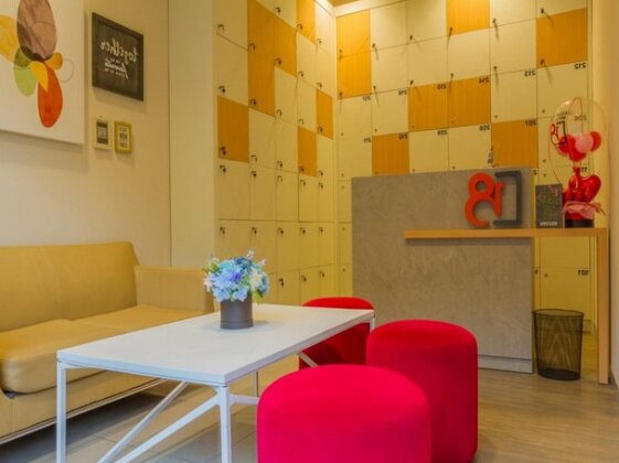 RedDoorz Plus near Rumah Mode 2 - Photo3