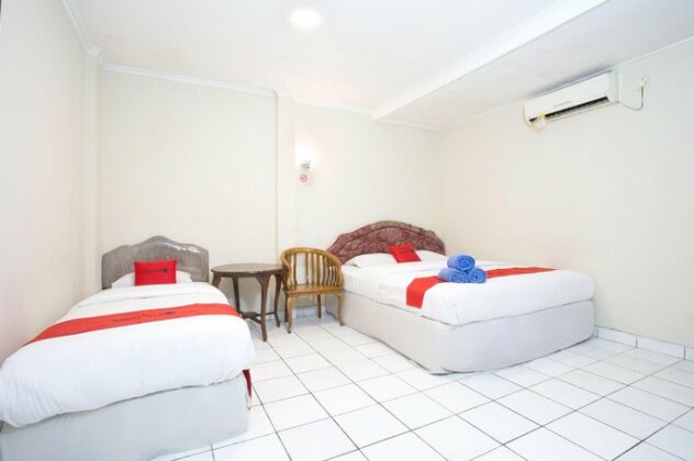 RedDoorz @ Supratman Street - Photo4