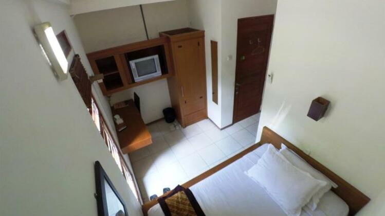 Rumah Tawa Hotel Syariah - Photo4