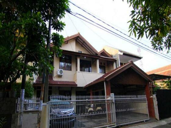 Sava Guest House Bandung - Photo4