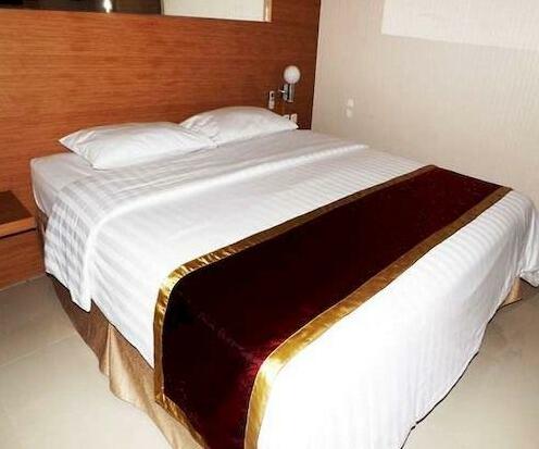 Specia Hotel - Photo2