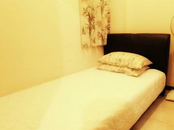 The Ezra - Photo3