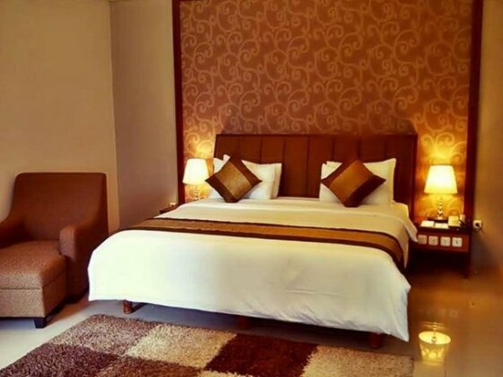 The Summit Siliwangi Hotel - Photo2