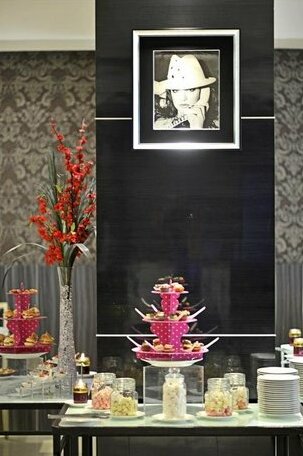 Travello Hotel - Photo3