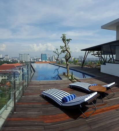 U Janevalla Bandung - Photo2