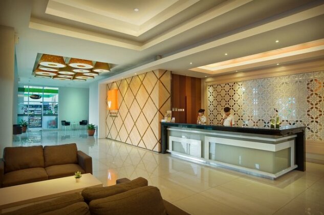 V Hotel & Residence Bandung - Photo2