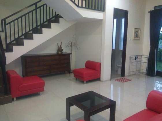 Villa Bukit Dago - Photo2
