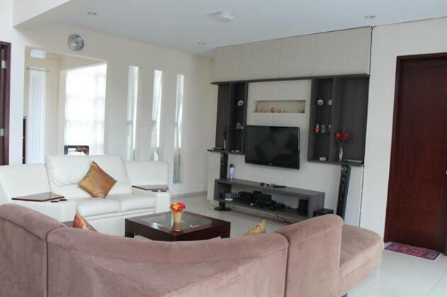 Villa Bukit Dago - Photo5