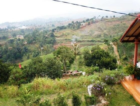 Villa Punclut Bandung - Photo3
