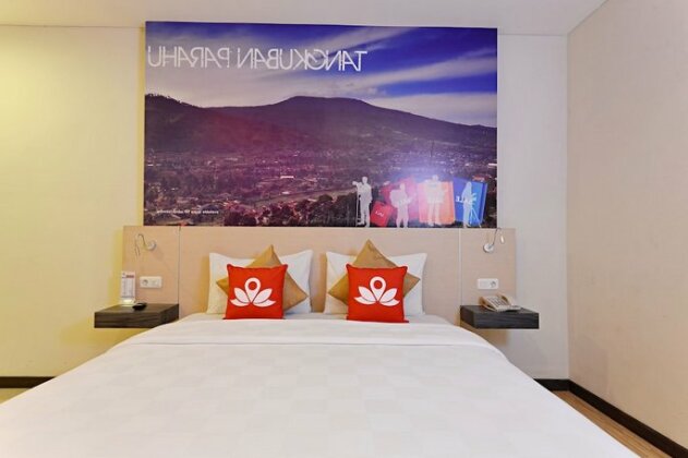 ZEN Premium Cihampelas - Photo2
