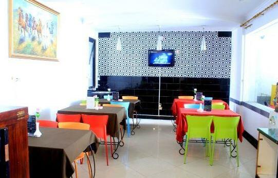 ZEN Rooms Akbar Kebon Kawung - Photo2