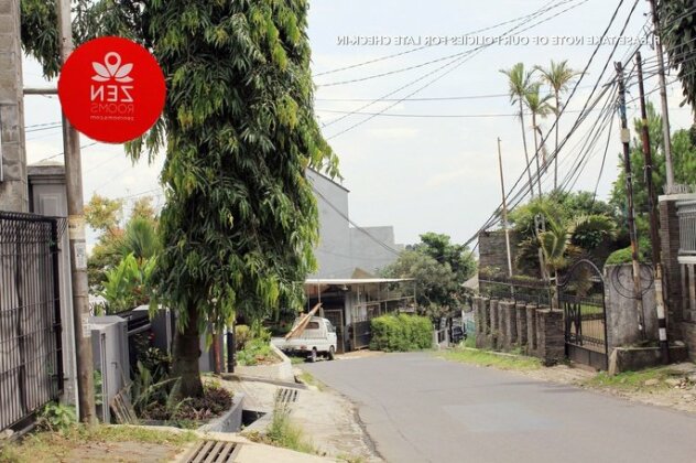 ZEN Rooms Cipedes Tengah Sukajadi