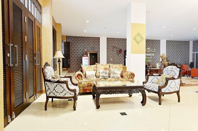 ZEN Rooms Sukaresmi Karang Setra - Photo4