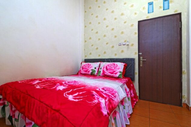 Semata Wayang Syariah Homestay - Photo5