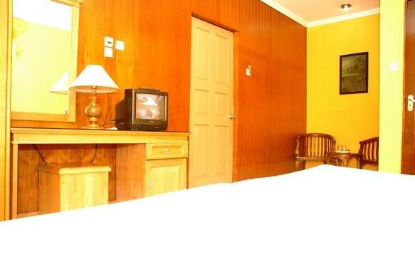 Citra Raya Hotel - Photo2