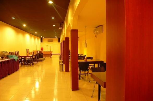 Citra Raya Hotel - Photo4