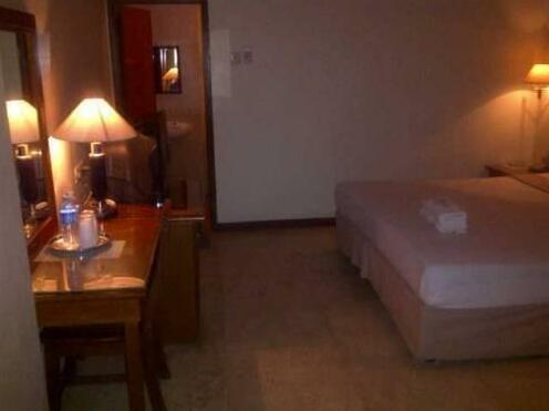 Permata Hotel - Photo4