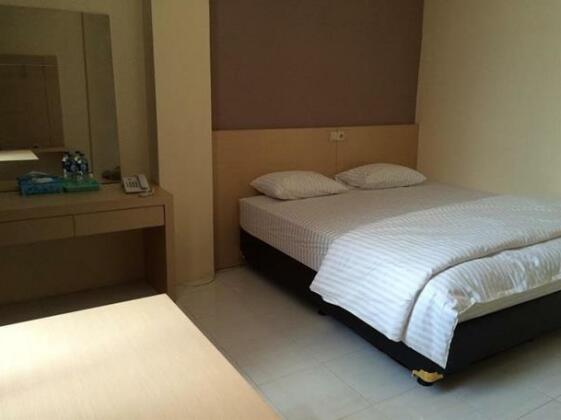 Puri Mas Hotel - Photo4