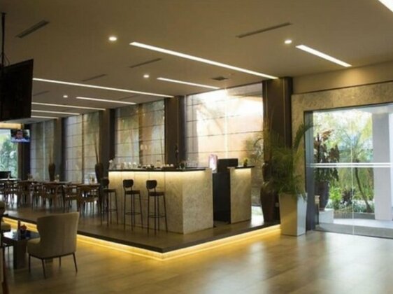Rattan Inn Hotel - Photo4