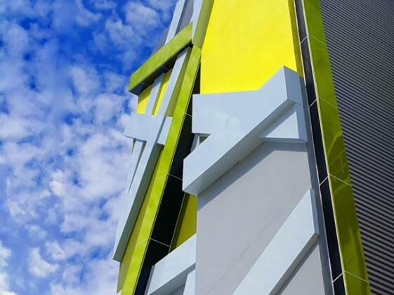 Trans City Hotel - Photo3