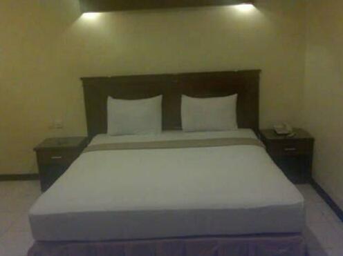Wisata Hotel - Photo2
