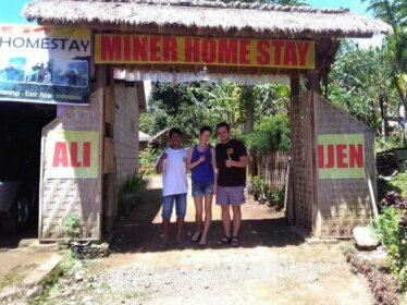 Ijen Miner Family Homestay