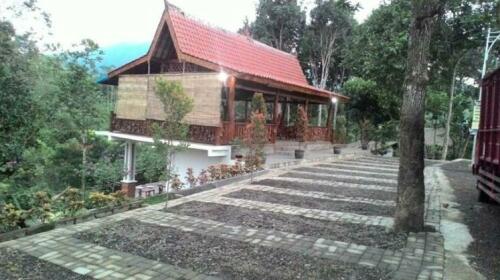 Ijen Transit Guest House