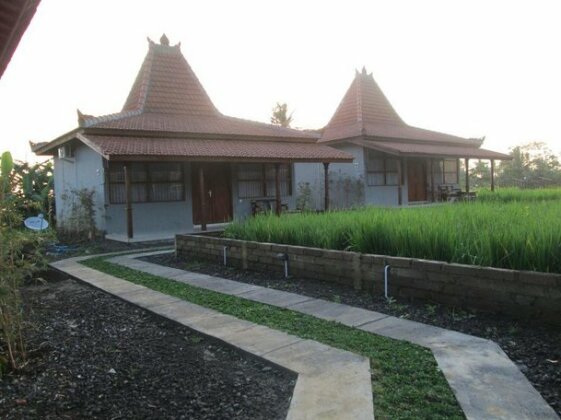 Kampoeng Joglo Ijen - Photo2