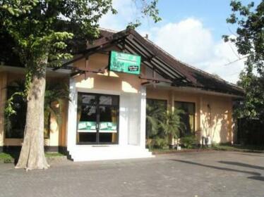Manyar Garden Hotel