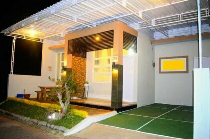 Raya Family Homestay
