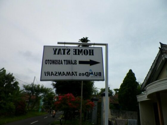  Photo 2
