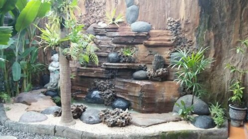 The Arya Guest House