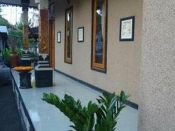 Hide Homestay Menjangan - Photo4