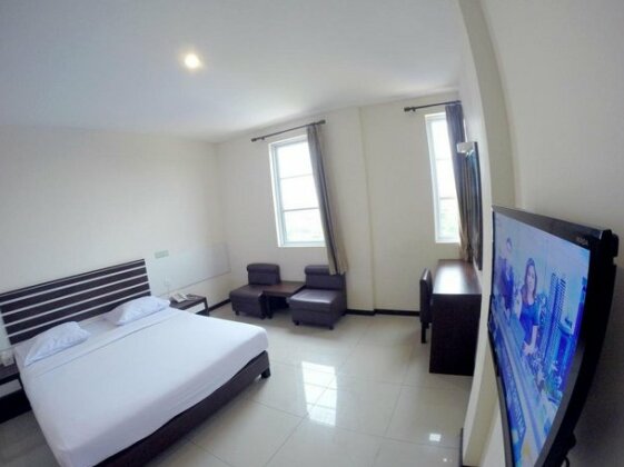 Link Hotel Batu Aji - Photo5