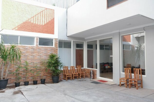 111 Guest House - Photo3
