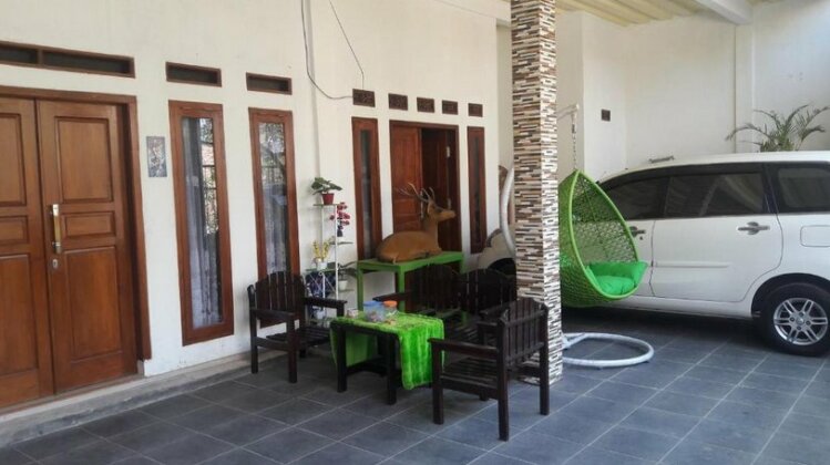 Anjas Homestay - Photo2