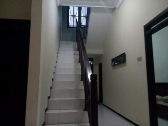 Bumi Asri Guesthouse - Photo3