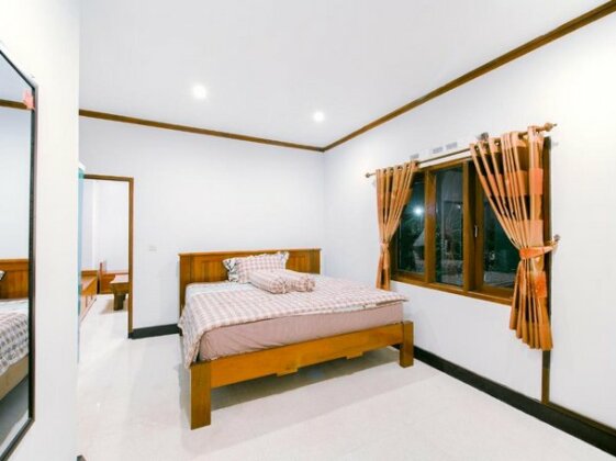 Casa De Granada Batu - Family Villa + Private Pool - Photo5