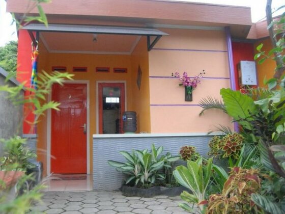 Darmo Homestay - Photo4