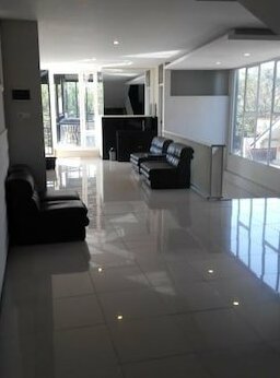 De Wahyu Hotel - Photo3
