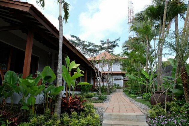 Kemboja Bed and Breakfast Cafe - Photo2