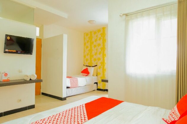 OYO 354 32 Residence - Photo4