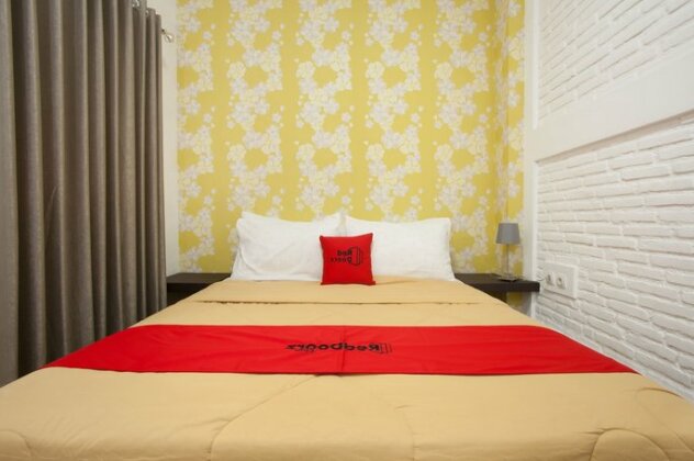 RedDoorz Near Museum Angkut Batu - Photo2