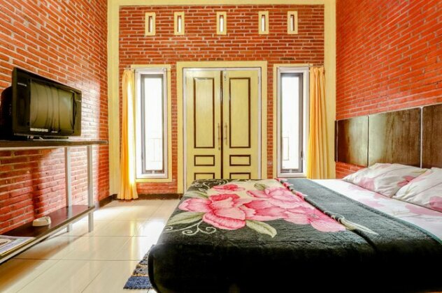 Room Stay Cempaka Mulya - Photo3